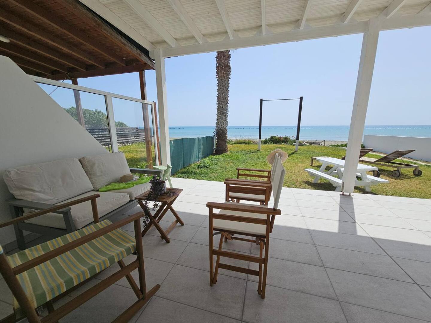 Ammos Beachfront Villa Paradise Larnaca Zewnętrze zdjęcie