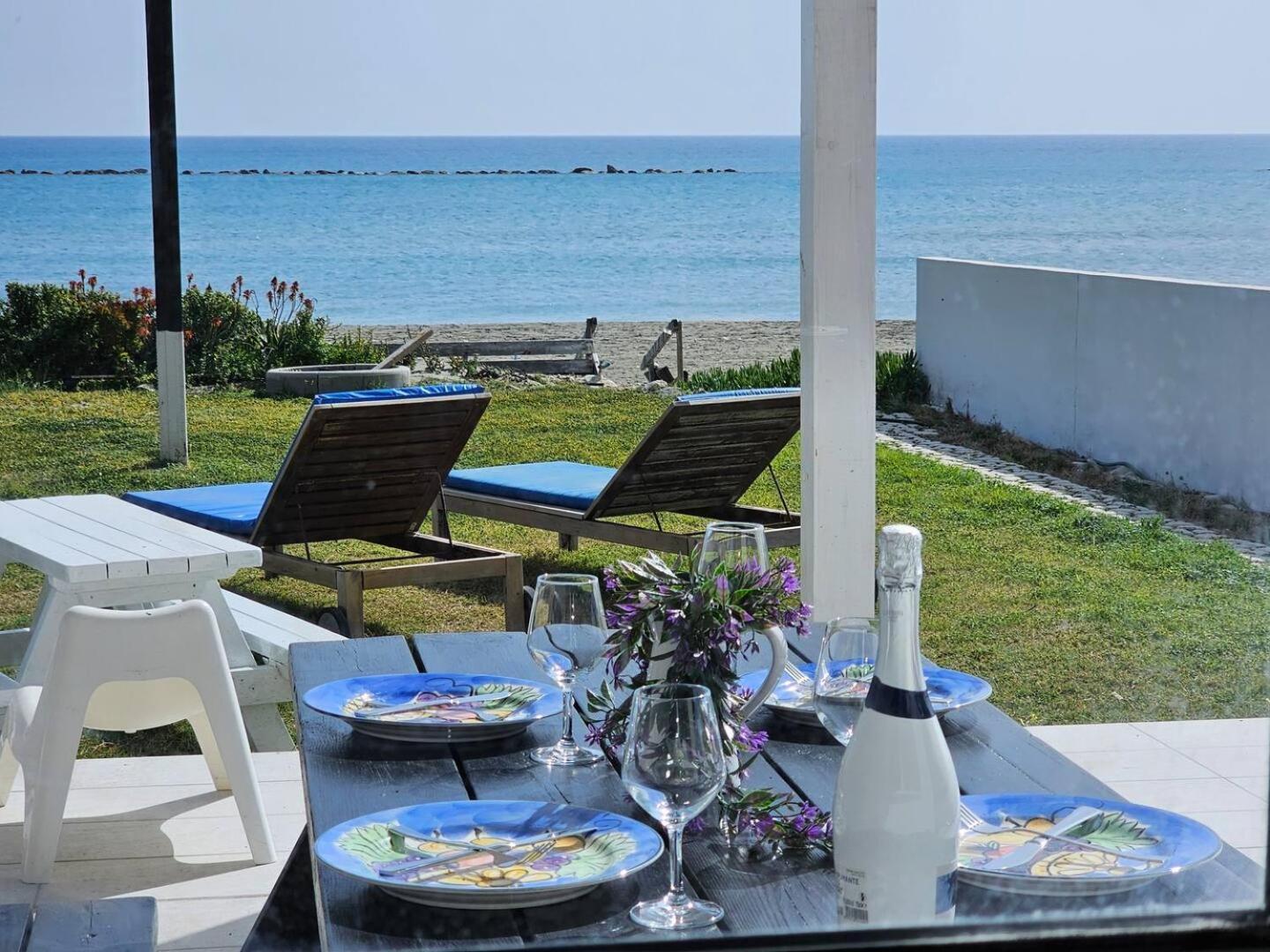 Ammos Beachfront Villa Paradise Larnaca Zewnętrze zdjęcie