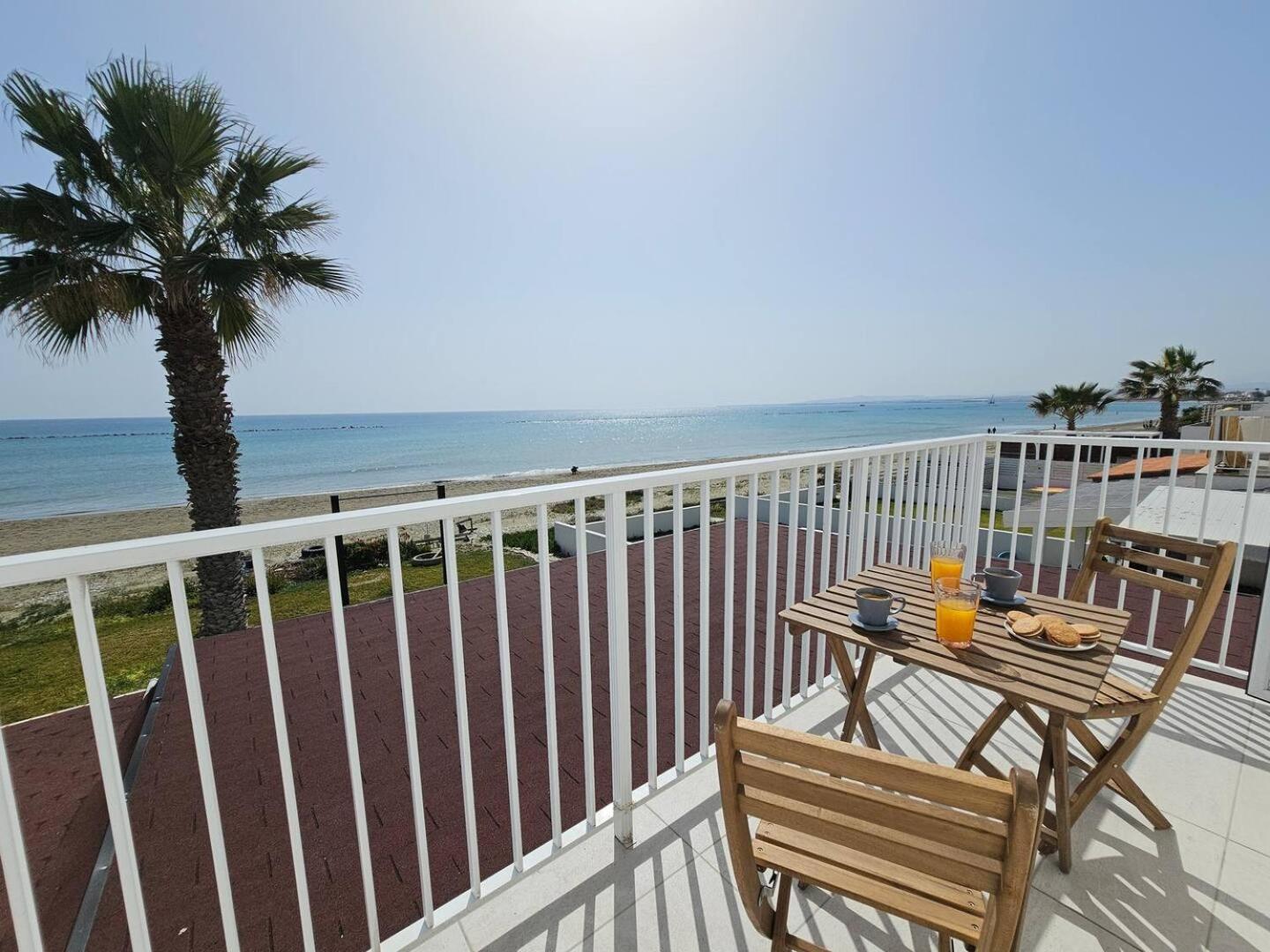 Ammos Beachfront Villa Paradise Larnaca Zewnętrze zdjęcie